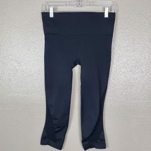 Athleta Black High Rise Laser Cut Cropped Leggings with Mesh Panels S